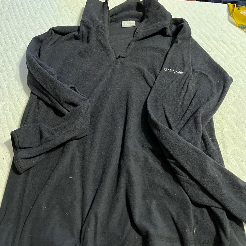 Columbia Black Pullover Fleece